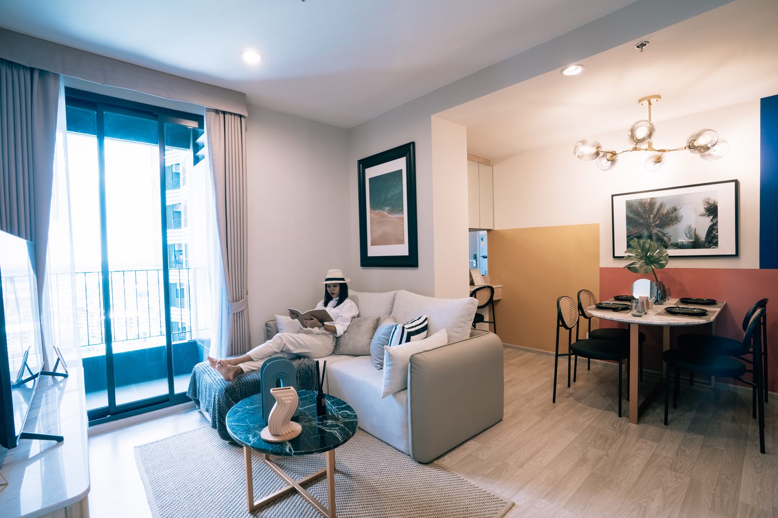 Ideo Mobi Sukhumvit Eastpoint show unit interior 4